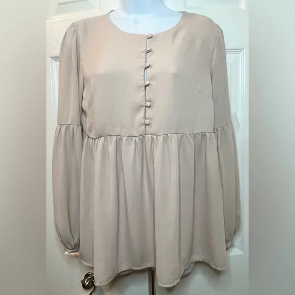 Lulu's Peplum Shirt Top Long Bishop Sleeve Feminine Style 518982 - Picture 3 of 8
